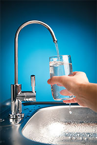 Wasserhahn Wasserfilter - Reines Trinkwasser direkt aus dem Wasserhahn